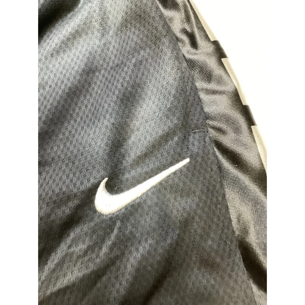 Nike Kids Dri-FIT Basketball Shorts Black Silver Loose Fit CV2366-010 NEW Small